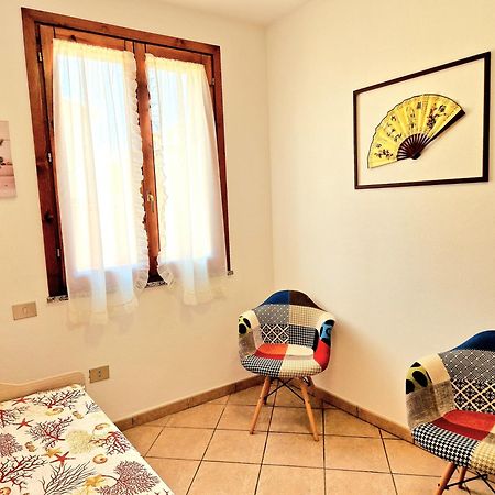 Dimora Rena Dorada - Apartment In Pula, Sardinia, Italy Екстериор снимка