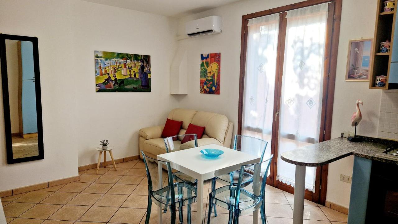 Dimora Rena Dorada - Apartment In Pula, Sardinia, Italy Екстериор снимка